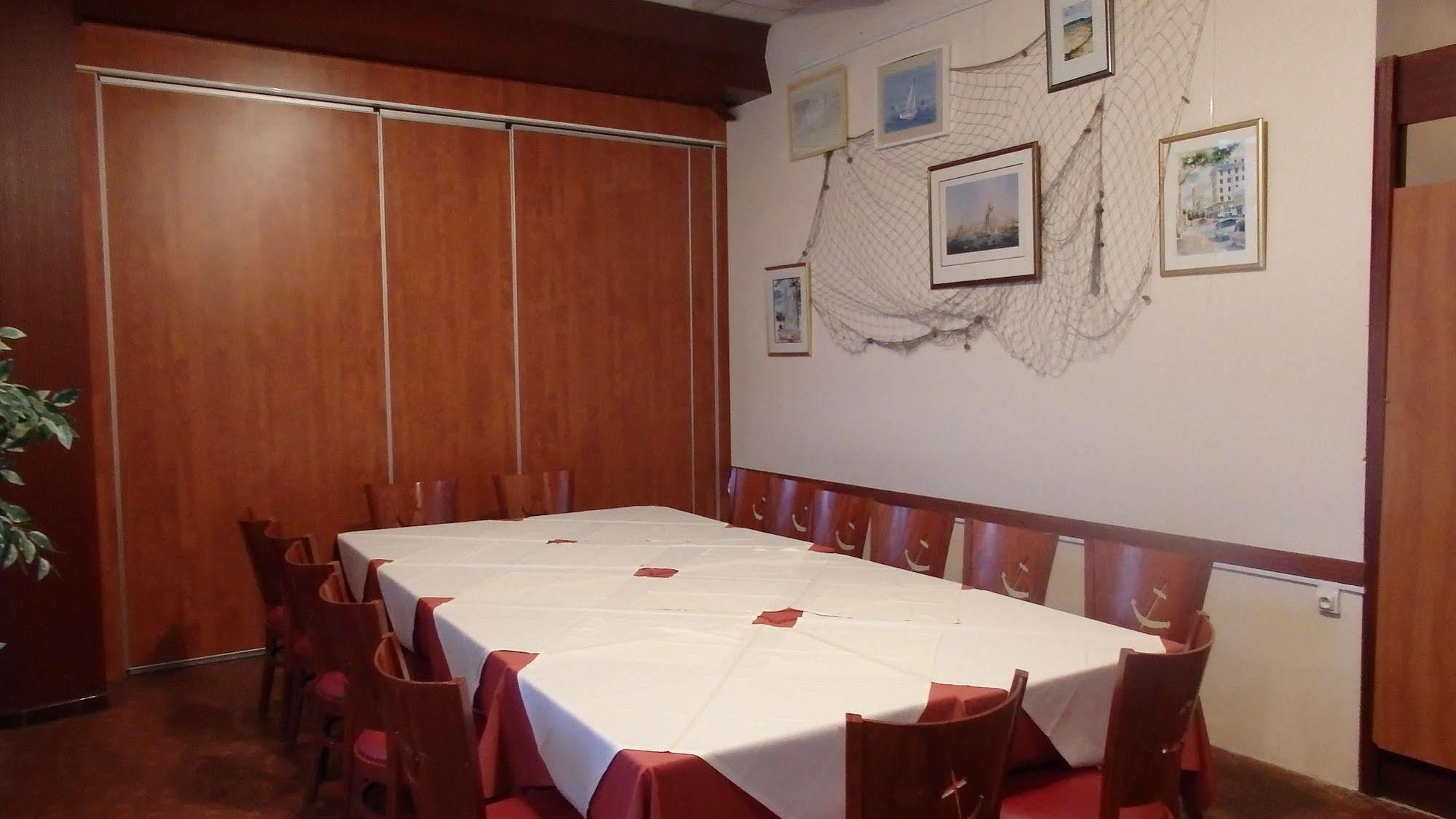 Hotel Les Gens De Mer Le Havre By Popinns Екстериор снимка